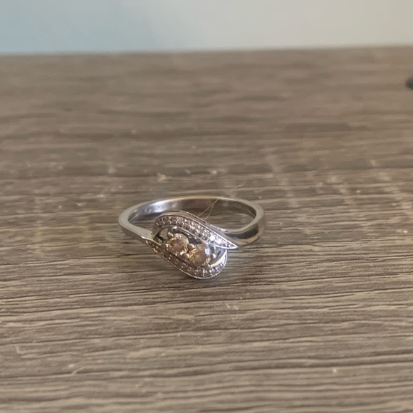 Vintage Jewelry - Kay’s 925 silver ring- size 7